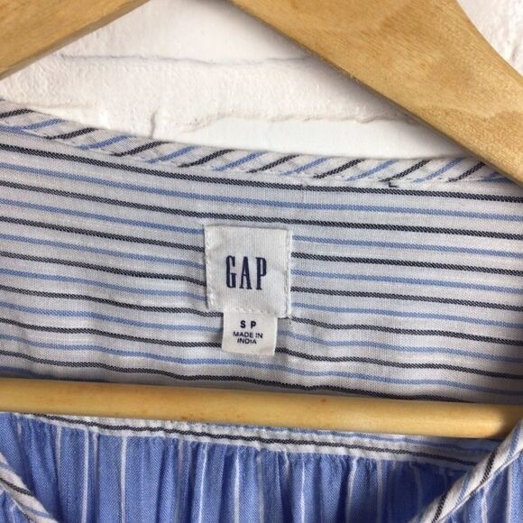 GAP striped light long sleeves blouse blue white lightweight button shirt small - Picture 3 of 6